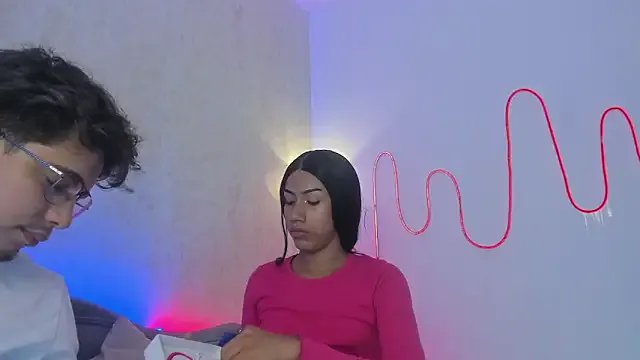 AntoniaSantos on StripChat