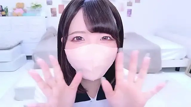 Anzu_xx on StripChat