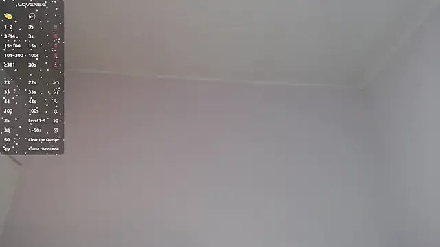 april_bunnyy on StripChat