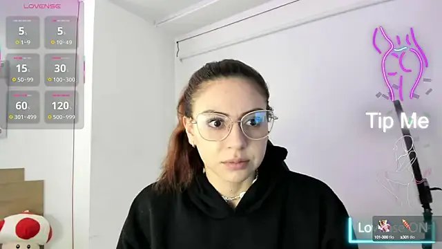 april_dumont on StripChat