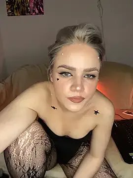 April_Purr on StripChat