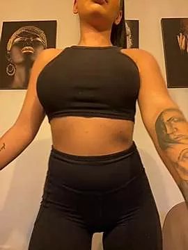 Freechat ArabicSugarBaby on StripChat