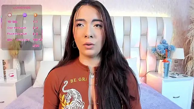 Ari_lynn_ on StripChat