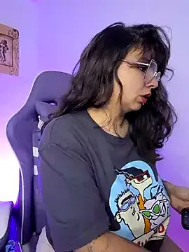 Aria_Bennett21 on StripChat