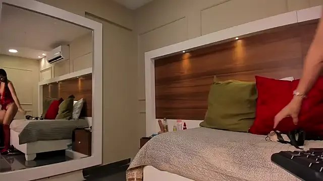 AriadnaHarper on StripChat