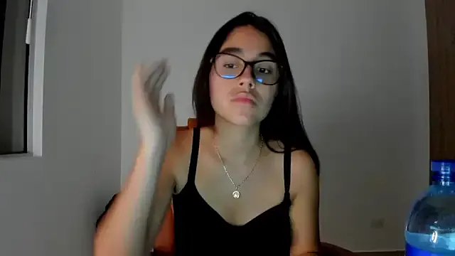 AriaMontgomery on StripChat