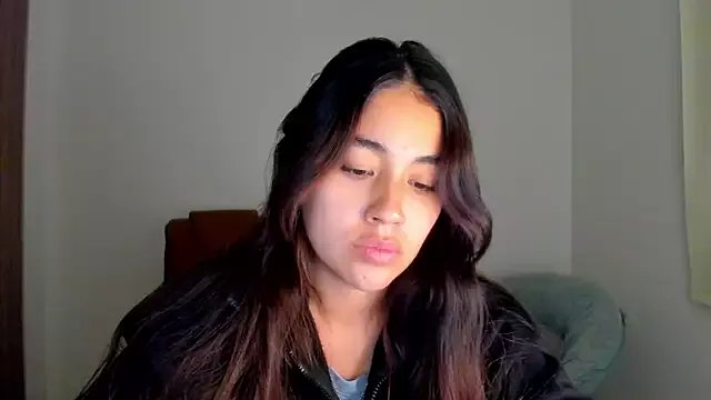 AriaMontgomery on StripChat