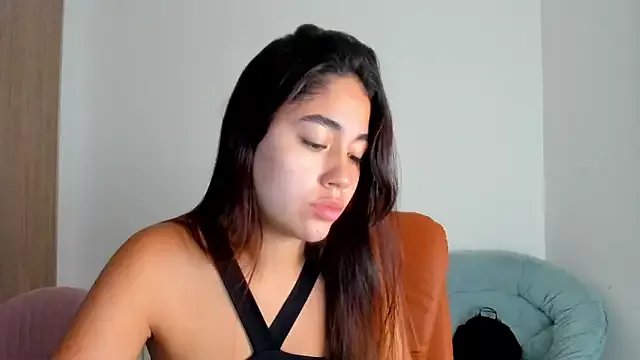 AriaMontgomery on StripChat