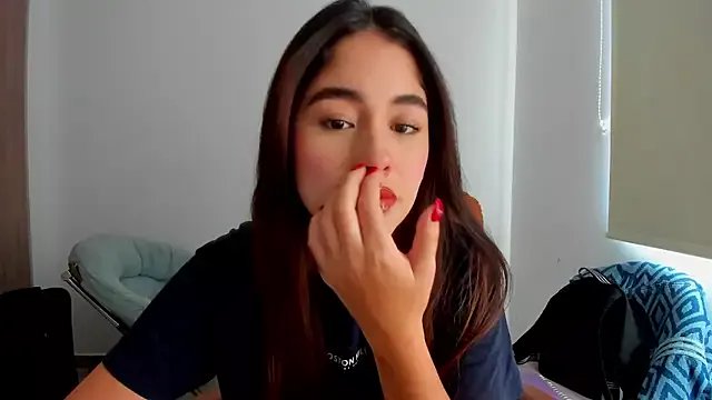 AriaMontgomery on StripChat