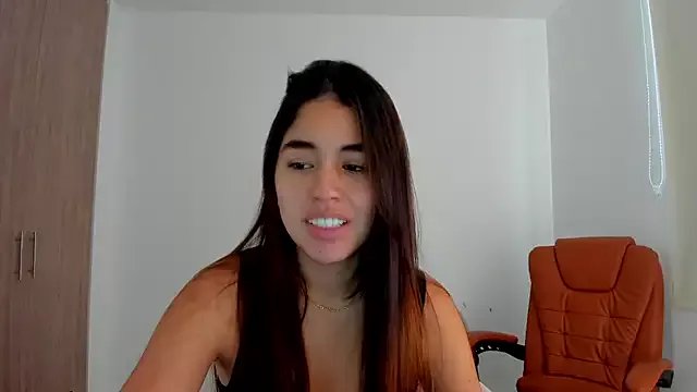 AriaMontgomery on StripChat