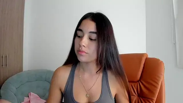 AriaMontgomery on StripChat