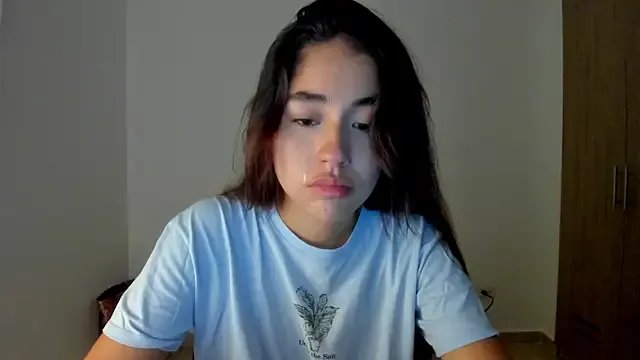 AriaMontgomery on StripChat