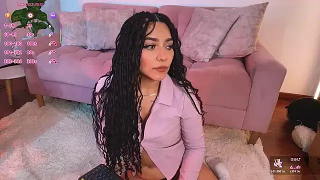 ariana_bae_ on StripChat 