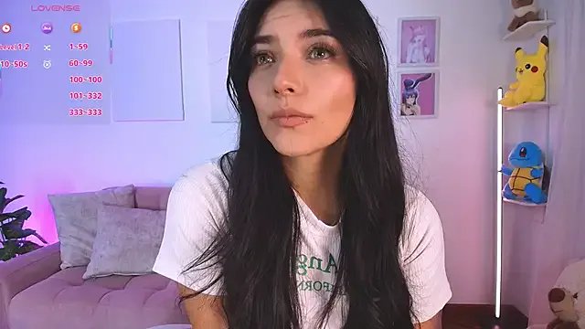 ariana_bae_ on StripChat 