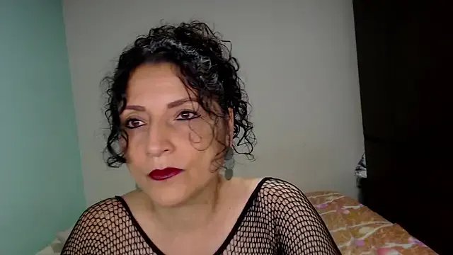 Freechat arianna_ros3 on StripChat