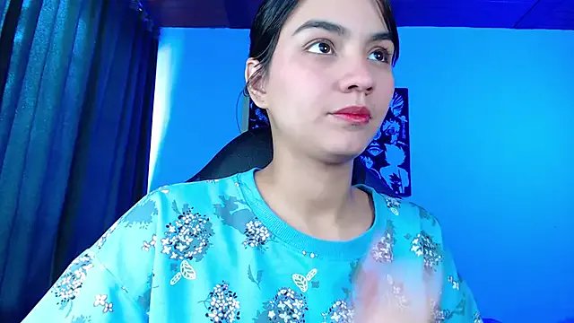 Ariel_Zeo1 on StripChat