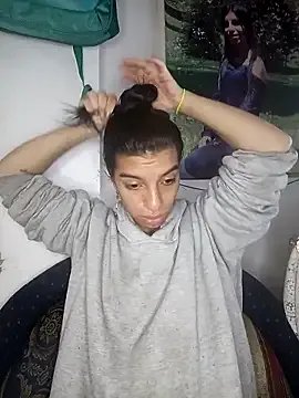 Ariell_Kieran on StripChat