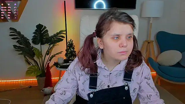 Ariell_Mini on StripChat