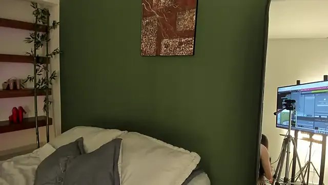 Arii_anna_ on StripChat