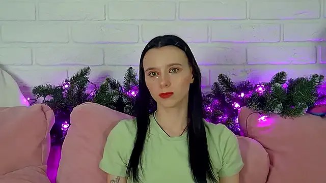 ArinaKubrick on StripChat