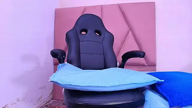 arl_chloee on StripChat