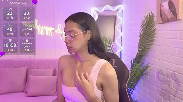 artemiss_tay on StripChat