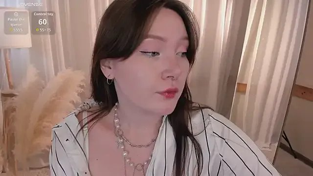 Ash_Hasmy on StripChat