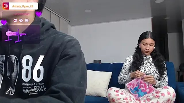 ashely_ryan24 on StripChat