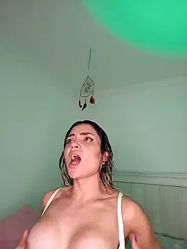 ASHLEY_BLAIR on StripChat