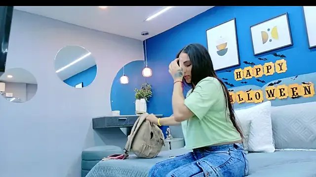 Ashley_Evans22 on StripChat