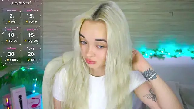 Ashley_S on StripChat