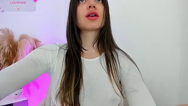 Freechat Ashleyjenner_ on StripChat