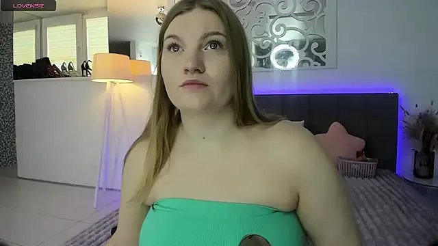 AshleyJoness on StripChat