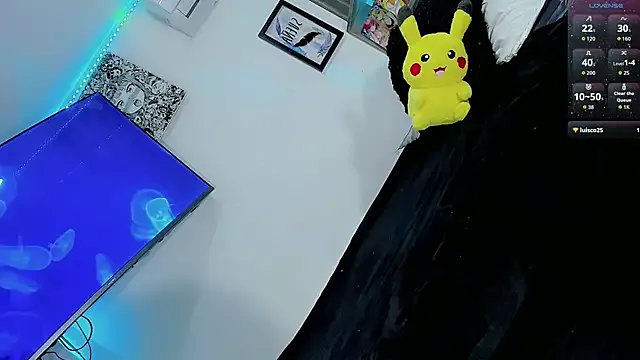 Ashlycuute on StripChat