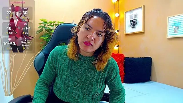 aslyhernandez_7 on StripChat