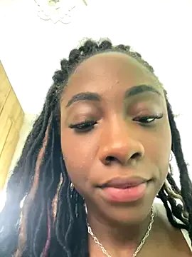 Astergray21 on StripChat