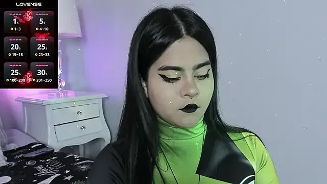 atena_hill on StripChat