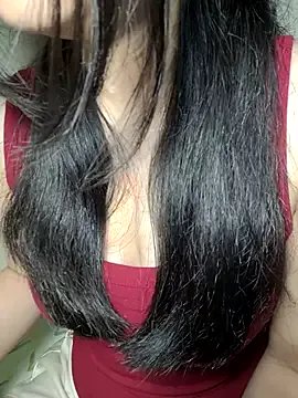 Athena20001 on StripChat