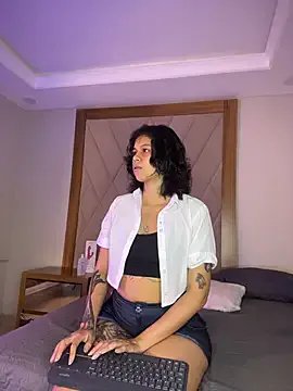 Athenea_sky_ on StripChat