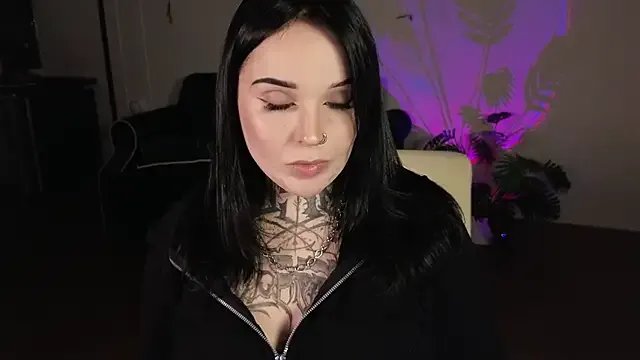 ATOMIC-KETCHUP on StripChat