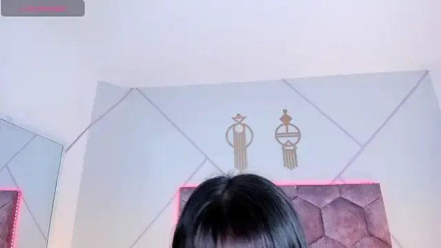 aurora_collinss_ on StripChat