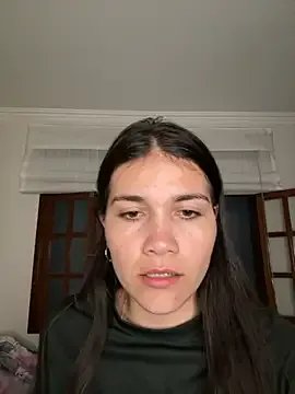 aurora_divine on StripChat