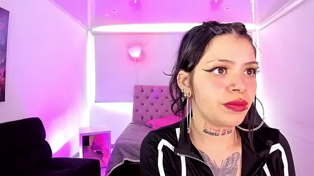 AuroraDiaz on StripChat