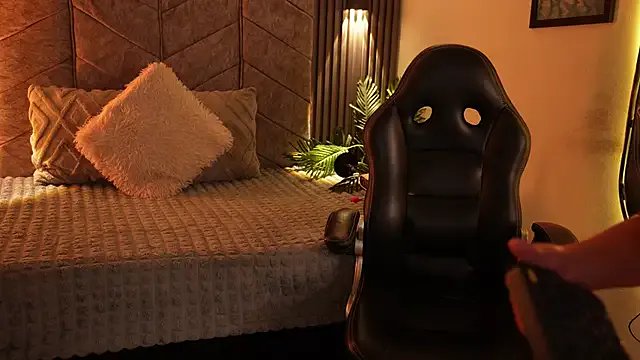 AuroraLanee_ on StripChat