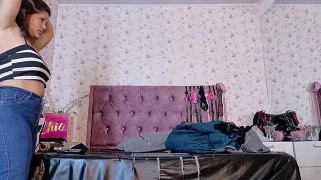 AvrillThomas on StripChat