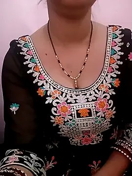 Ayesha_Baby30 on StripChat