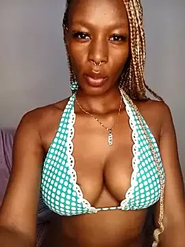 Ayrella02 on StripChat