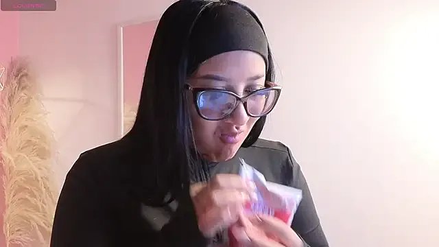 ayshel__ on StripChat