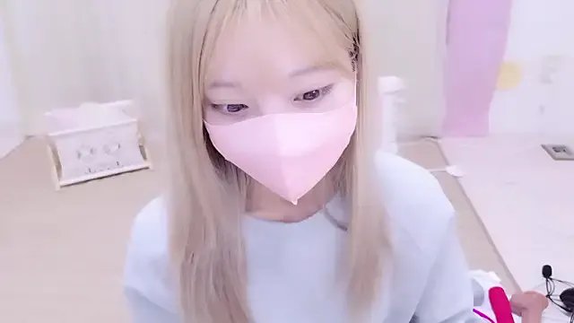 AZUnyan_ on StripChat