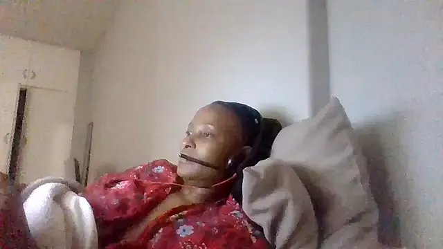 BabeAssXX on StripChat